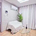 Artistay #6 - Pet Friendly - 1 Room - Party Room - Sillim Station Danggok Station - 2 Person